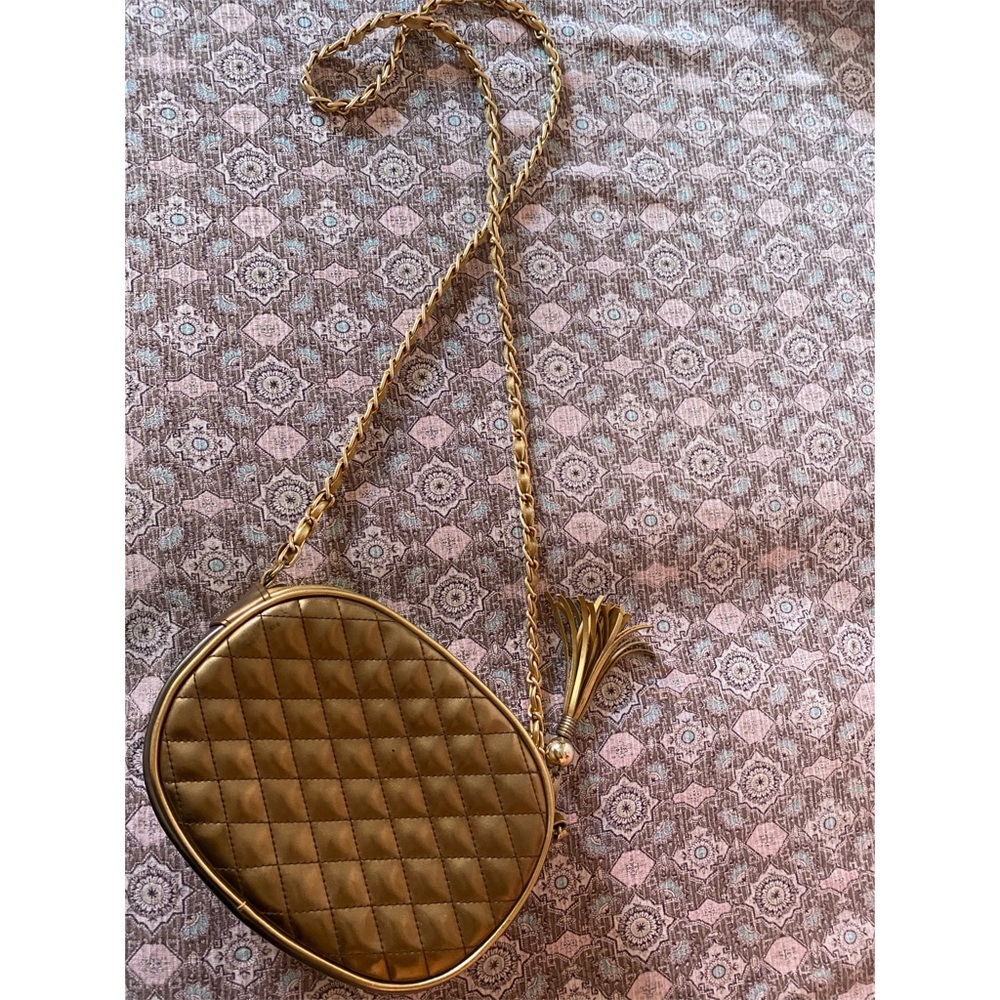 SOLD Vintage Gold Chain Crossbody Purse - Picture 1 of 4